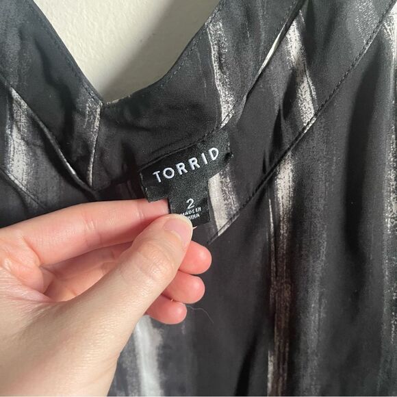 Torrid Georgette Tunic Cami Chiffon Blouse 2X - Picture 7 of 10